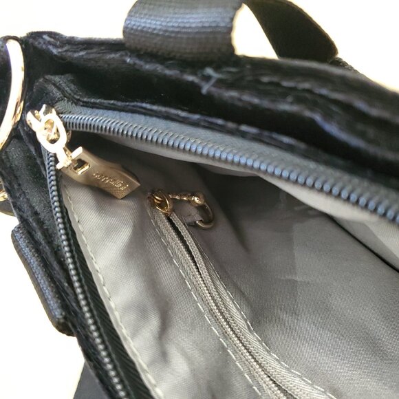 Baggallini Mini Carryall Tote Crossbody Bag Black Velvet With Gold Hardware - Picture 11 of 12